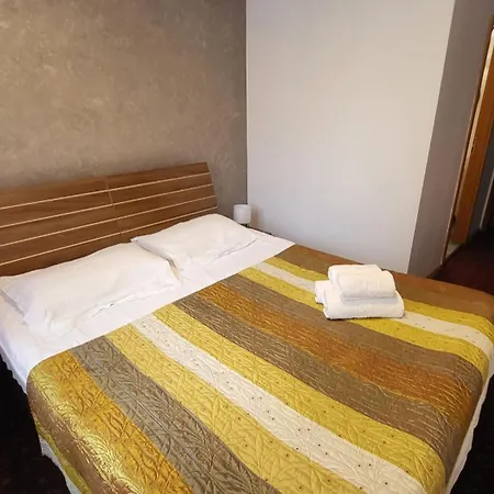 아파트호텔 Boutique Global 브라쇼브